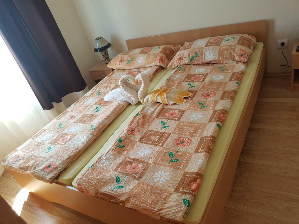 Apartments Mara Novi Vinodolski Dış mekan fotoğraf